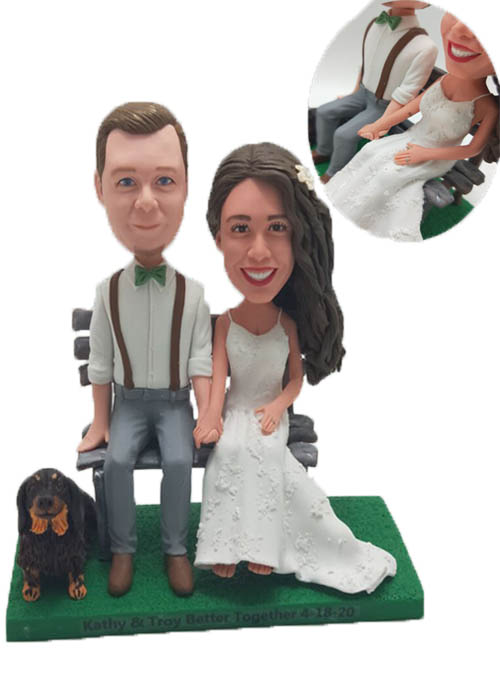 Personalized cake toppers for sitting bride and groom（Not Pet）