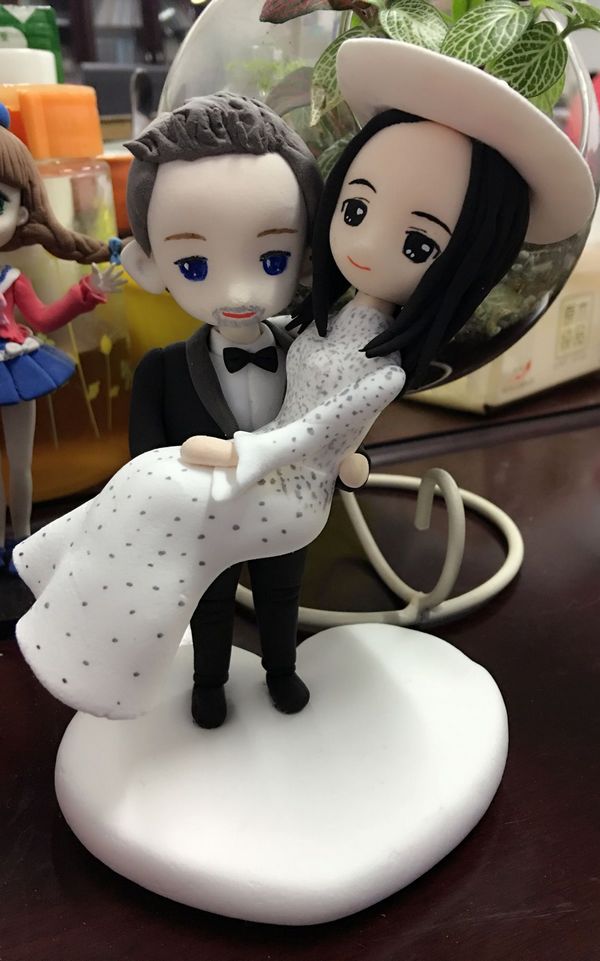 Cartoon Cake Toppers - Custom Wedding Cake Toppers Cartoon Cake Toppers - Custom Wedding Cake Toppers