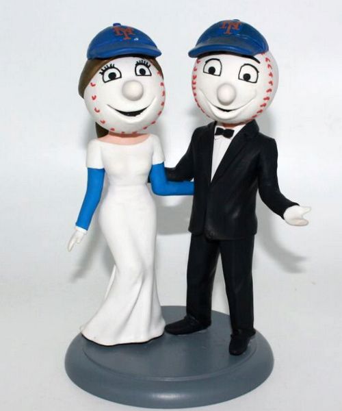 Custom Mr. & Mrs. Met wedding cake toppers