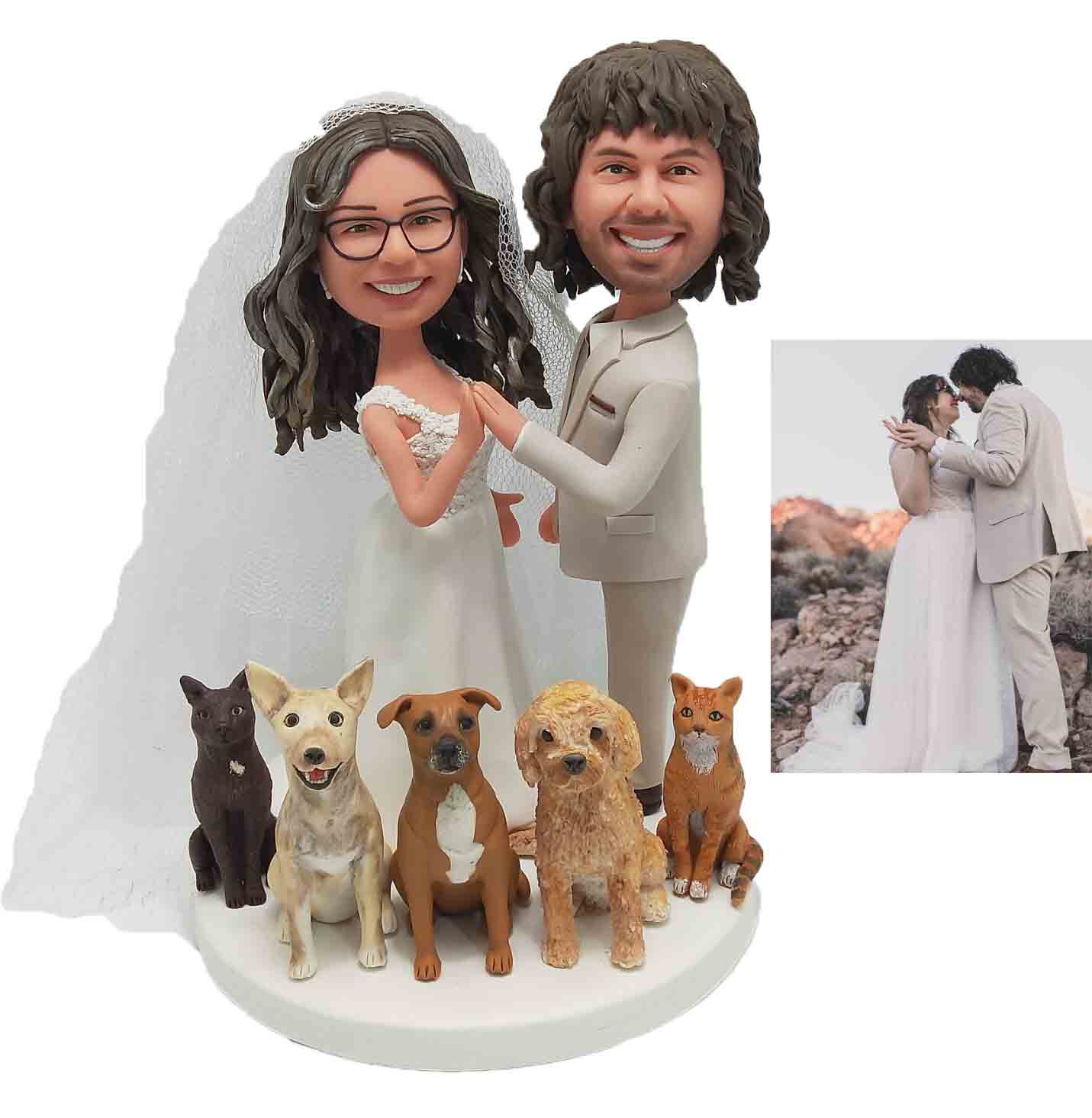 Custom cake toppers Customized wedding cake toppers figurines toppers(Not Pet)