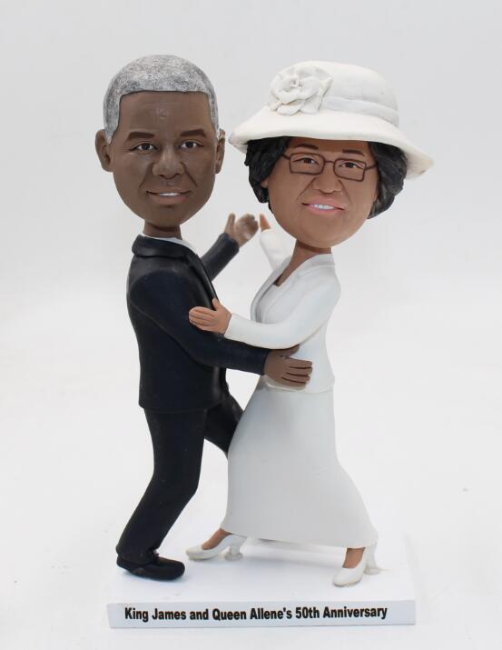 Personalized dancing anniversary cake topper for parents